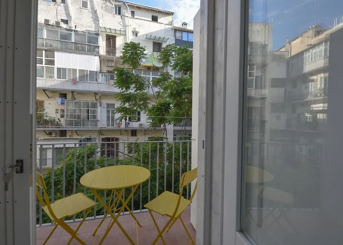 Minerva Apartment Bari